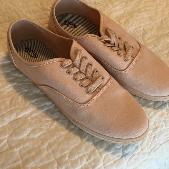 Emilee Lace-Up Canvas Sneakers - Picture 6 of 6